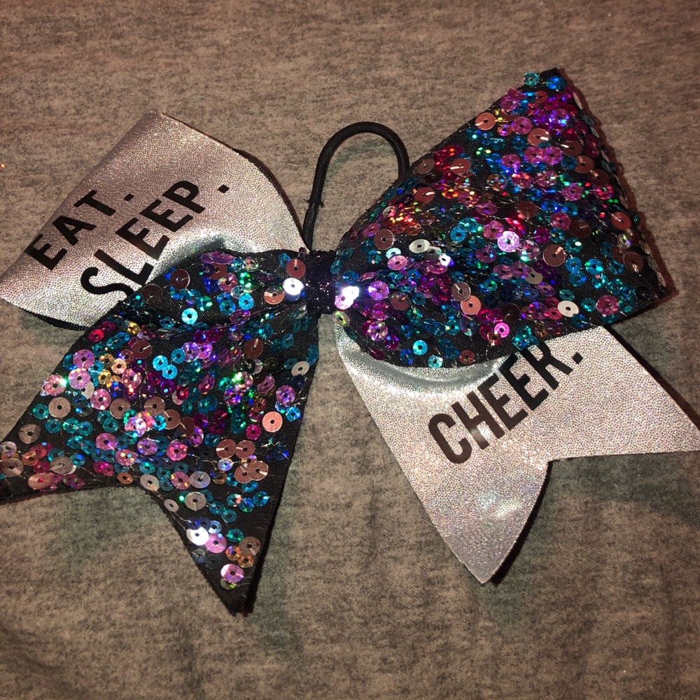 cheer bow